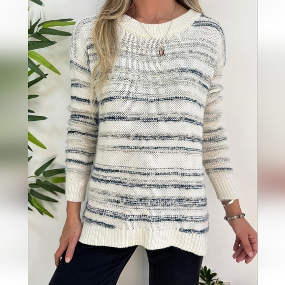 Calvin Klein Jeans Sweaters - [Calvin Klein Jeans] White and Blue Crew Neck Sweater Size Small